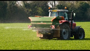 Fertiliser spreading Fertiliser spreading