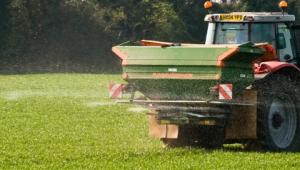 Fertiliser spreading Fertiliser spreading