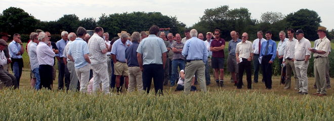 Growers attending the STAR Project Open Day